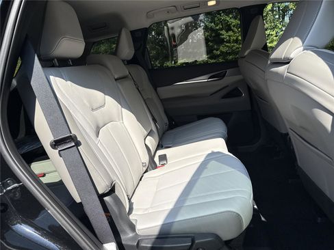 New 2026 INFINITI QX60 Luxe w/ Cargo Package image 25