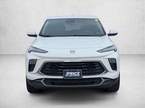 Used 2025 Buick Encore GX Preferred image 2