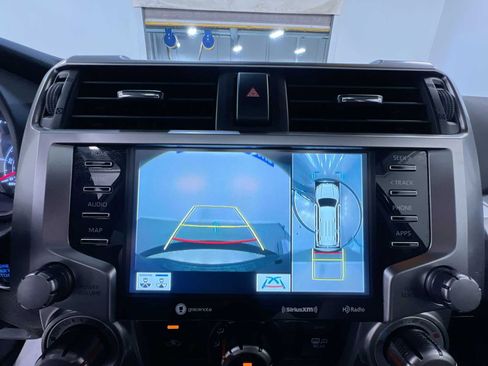 Used 2022 Toyota 4Runner SR5 Premium w/ Moonroof Package AWD/4WD image 28