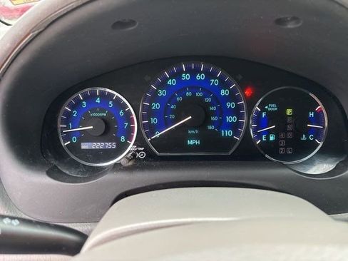 Used 2009 Toyota Sienna XLE image 15