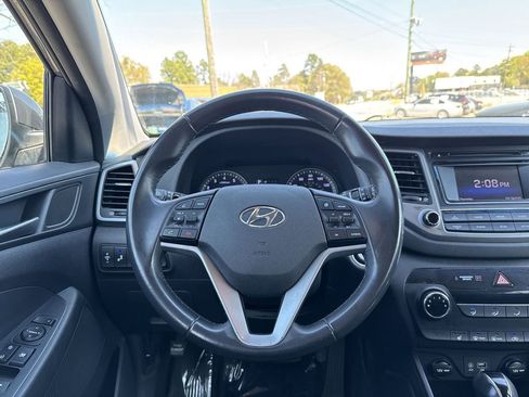 Used 2017 Hyundai Tucson Sport image 14