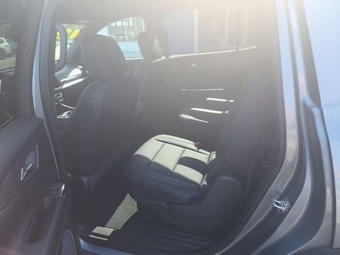 Used 2026 Chevrolet Traverse LT AWD/4WD image 19