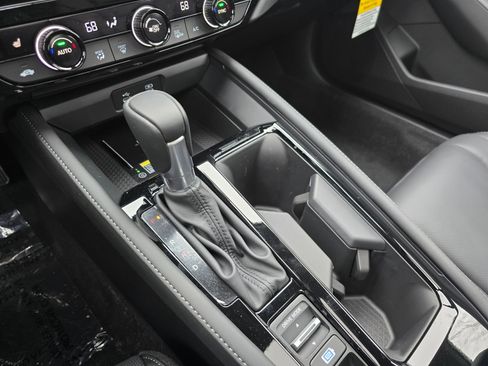 New 2025 Honda Accord Touring image 33