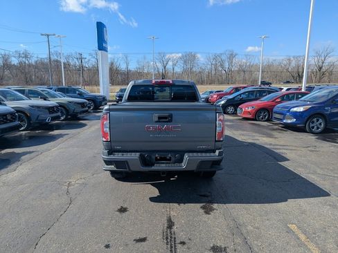 Used 2022 GMC Canyon AT4 w/ Trailering Package image 4