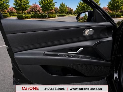 Used 2023 Hyundai Elantra SEL w/ Convenience Package FWD image 24