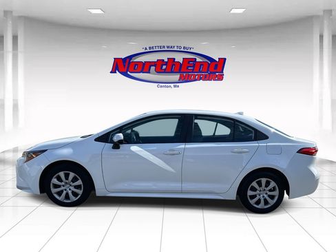 Used 2020 Toyota Corolla LE image 6