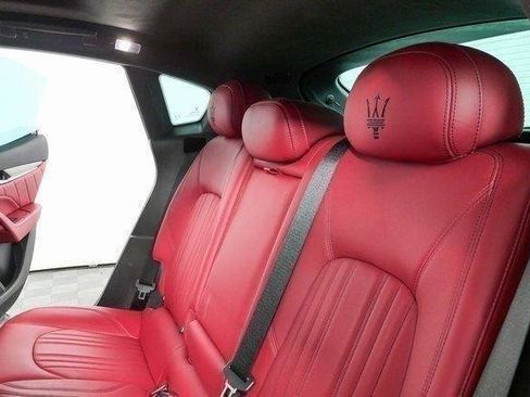 Certified 2023 Maserati Levante GT AWD/4WD image 21