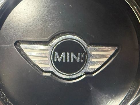 Used 2015 MINI Cooper 4-Door Hardtop w/ Media Package image 22