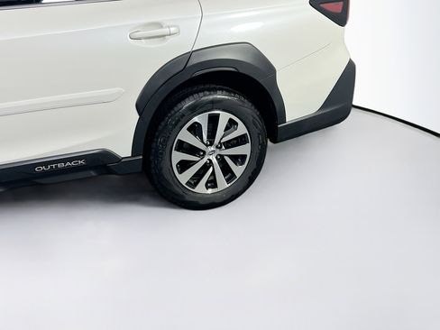 Used 2023 Subaru Outback Premium image 30