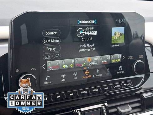 Used 2024 Nissan Pathfinder SL w/ Black Appearance Package AWD/4WD image 19