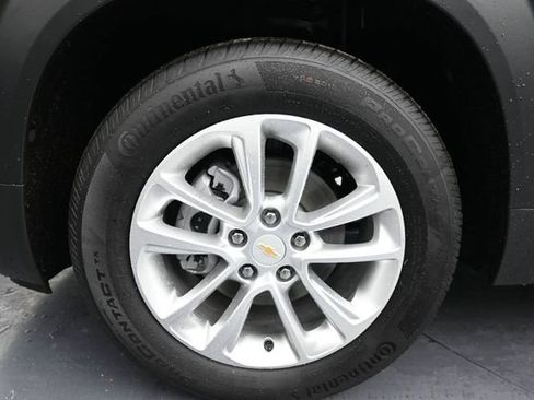 New 2026 Chevrolet TrailBlazer LS w/ LS Convenience Package FWD image 24