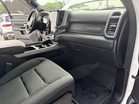 Used 2025 RAM 1500 Big Horn AWD/4WD image 15