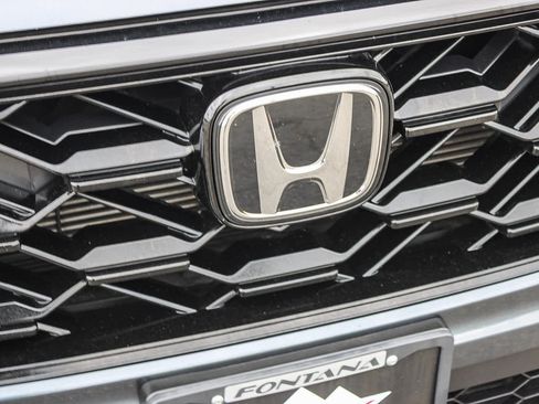 Used 2025 Honda CR-V Sport-L image 5
