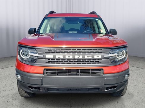 Used 2023 Ford Bronco Sport Badlands image 2