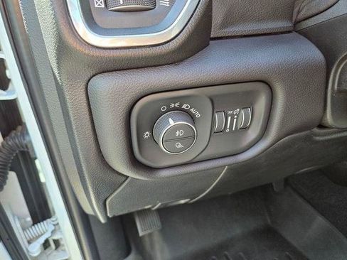 Used 2023 RAM 2500 Laramie AWD/4WD image 15