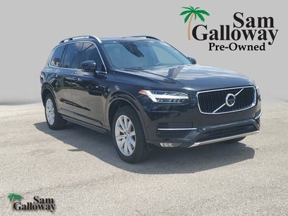 Used 2017 Volvo XC90 T6 Momentum w/ Vision Package