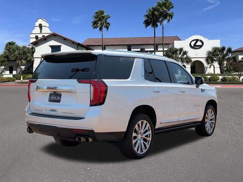 Used 2022 GMC Yukon Denali w/ Max Trailering Package AWD/4WD image 2