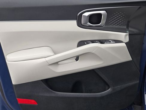 New 2026 Kia Sorento S w/ S Panoramic Sunroof Package image 13