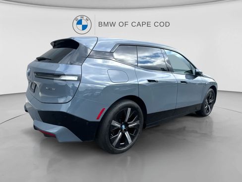 Certified 2024 BMW iX xDrive50 w/ Premium Package AWD/4WD image 7