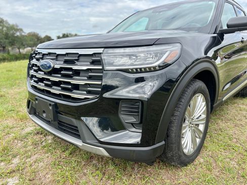 Used 2025 Ford Explorer Active image 37