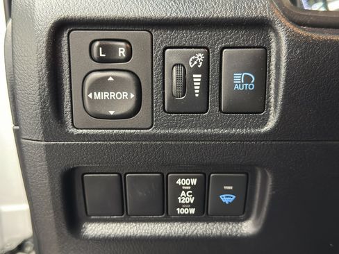 Used 2023 Toyota 4Runner SR5 Premium w/ Moonroof Package AWD/4WD image 24