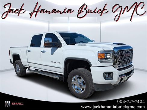 Used 2019 GMC Sierra 3500 Denali image 1