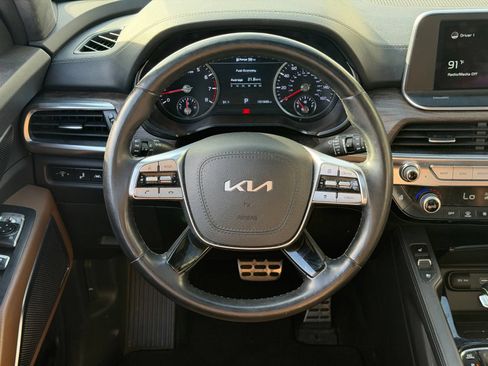 Used 2022 Kia Telluride SX w/ SX Prestige Package AWD/4WD image 8