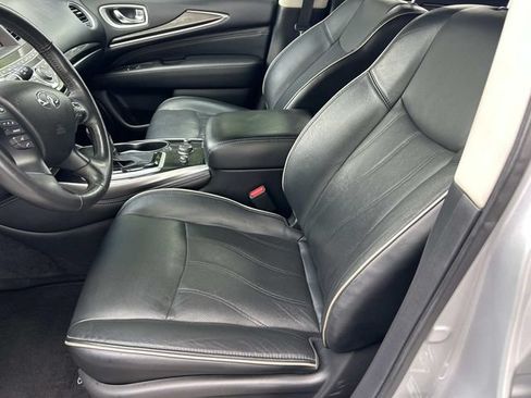 Used 2020 INFINITI QX60 Luxe w/ Essential Package FWD image 16