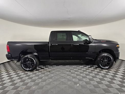 New 2026 RAM 2500 Big Horn AWD/4WD image 3