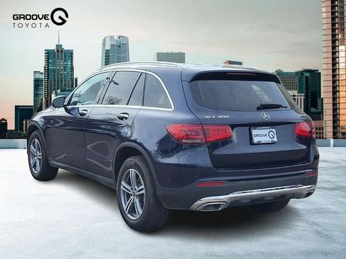 Used 2022 Mercedes-Benz GLC 300 4MATIC image 3