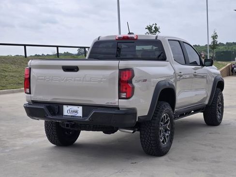 New 2026 Chevrolet Colorado ZR2 w/ Technology Package AWD/4WD image 5