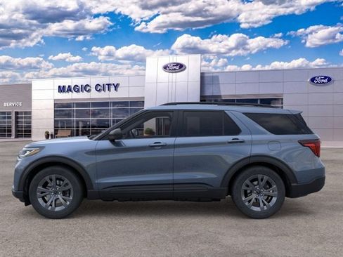 New 2026 Ford Explorer Active w/ Active Comfort Package AWD/4WD image 3