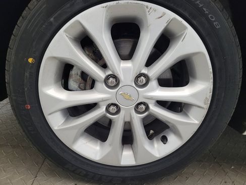 Used 2021 Chevrolet Spark LT FWD image 31