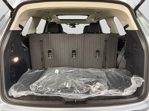 New 2026 Subaru Ascent Limited image 9