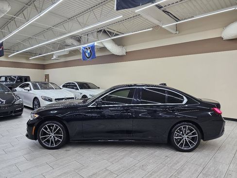 Used 2020 BMW 330i Sedan w/ Convenience Package image 9