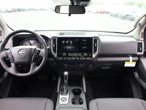 New 2026 Nissan Frontier SV w/ SV Convenience Package AWD/4WD image 20