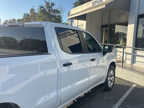 Used 2019 Chevrolet Silverado 1500 Custom w/ Trailering Package image 3