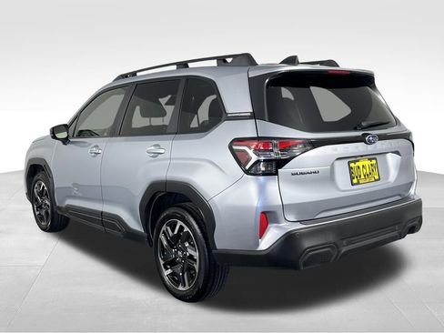 Used 2025 Subaru Forester Limited w/ Popular Package #2 AWD/4WD image 24