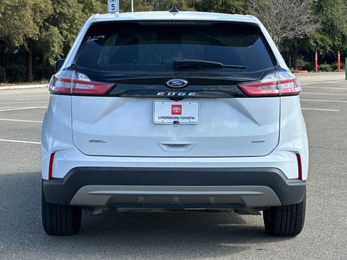 Used 2024 Ford Edge SEL image 5