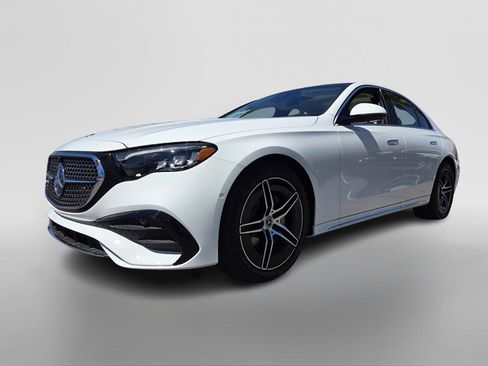 New 2026 Mercedes-Benz E 350 4MATIC Sedan image 8