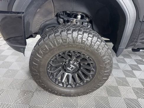 Used 2022 GMC Sierra 2500 Denali w/ Denali Ultimate Package image 7