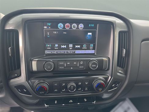 Used 2018 Chevrolet Silverado 1500 LT w/ All Star Edition AWD/4WD image 19