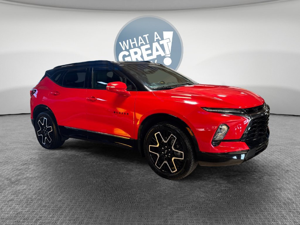 Used 2023 Chevrolet Blazer RS w/ Driver Confidence II Package AWD/4WD image 1