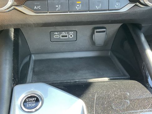 Used 2024 Nissan Altima 2.5 SR FWD image 17