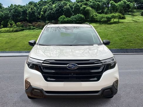 Used 2026 Subaru Forester Touring AWD/4WD image 8