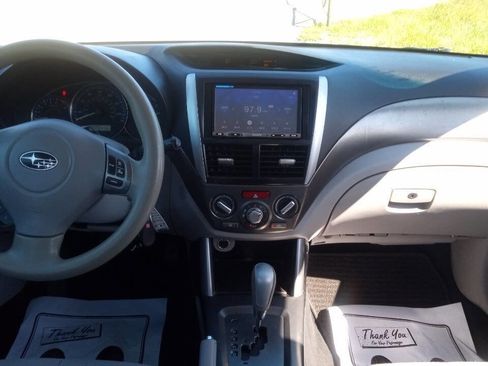 Used 2012 Subaru Forester 2.5X Premium image 12