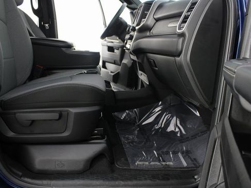 Used 2024 RAM 2500 Big Horn w/ Bed Utility Group image 19