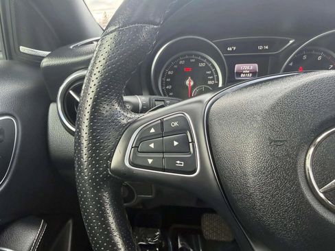 Used 2019 Mercedes-Benz GLA 250 4MATIC image 30