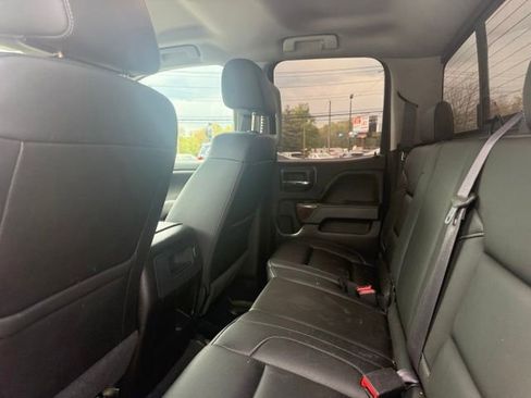 Used 2017 GMC Sierra 1500 SLT w/ SLT Premium Package AWD/4WD image 9