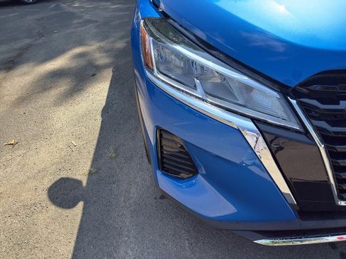 New 2025 Nissan Kicks Play S image 10